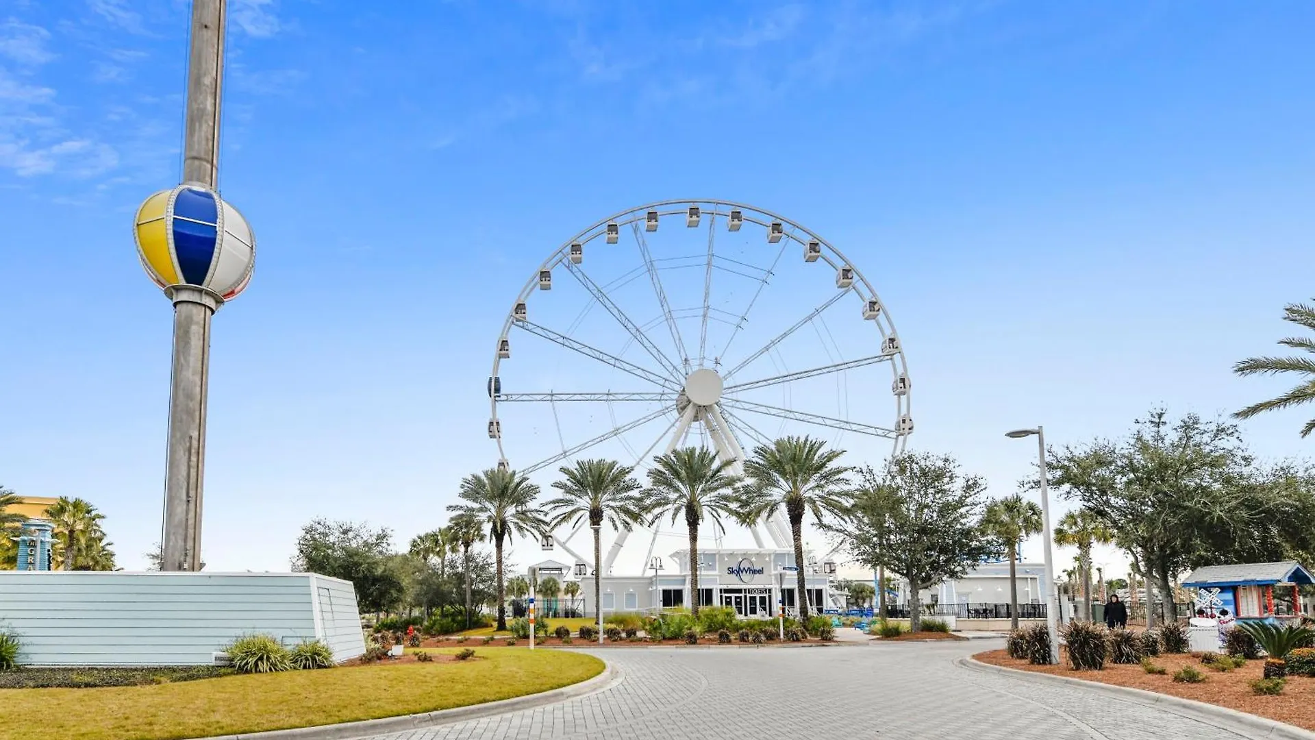 Apartment Continental #311 By Book That Condo Panama City Beach