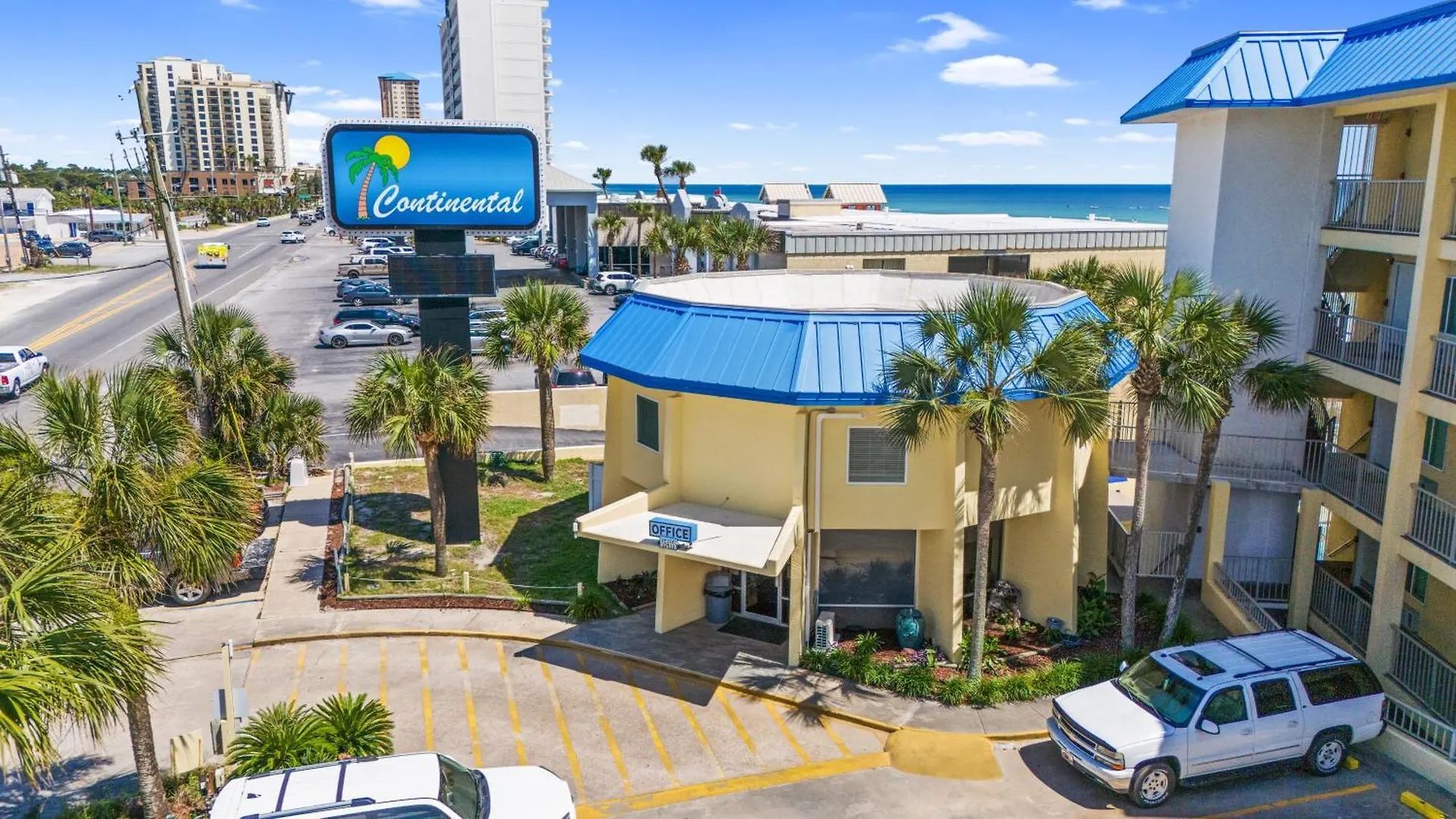 Apartment Continental #311 By Book That Condo Panama City Beach