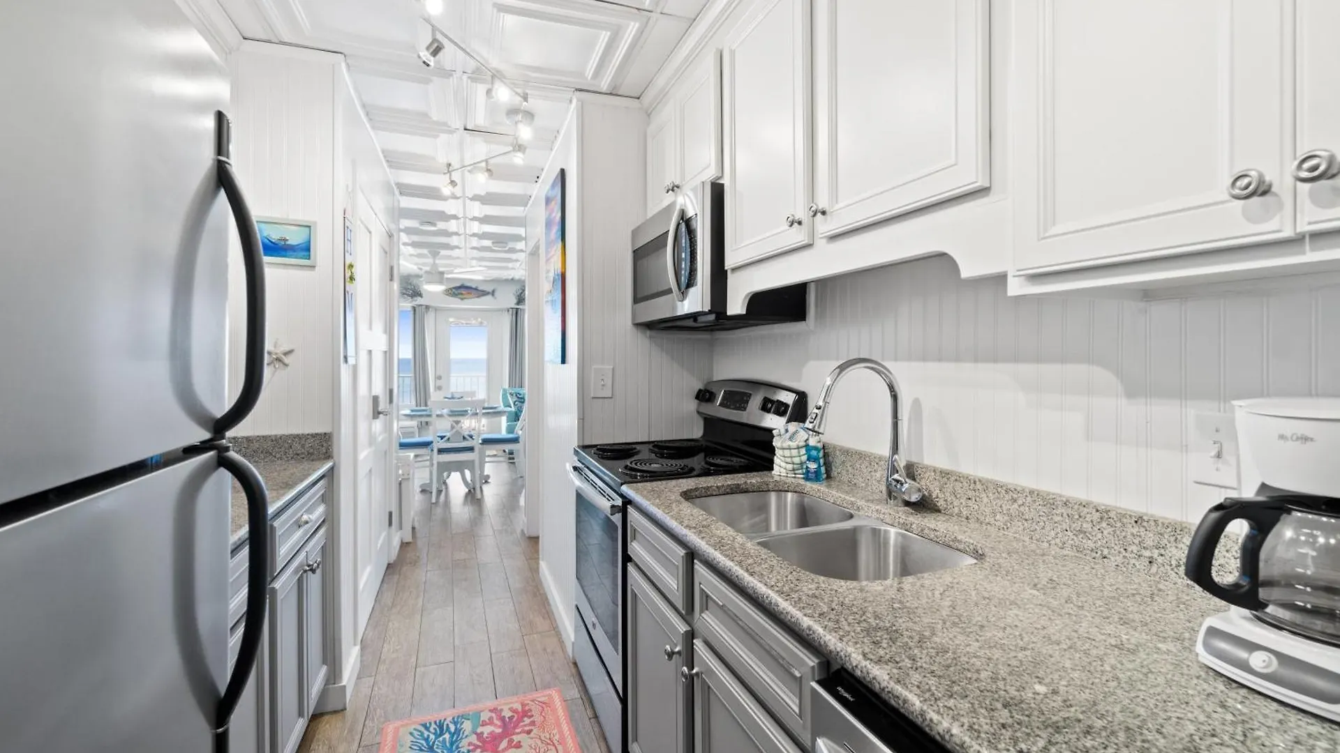 Apartment Continental #311 By Book That Condo Panama City Beach